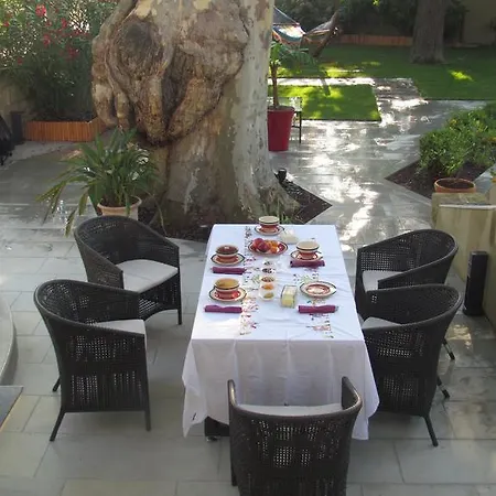 Bohobé Naboty Couette-café Roquemaure (Gard)