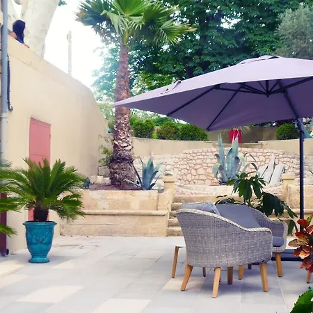 Bohobé Naboty Couette-café 3*